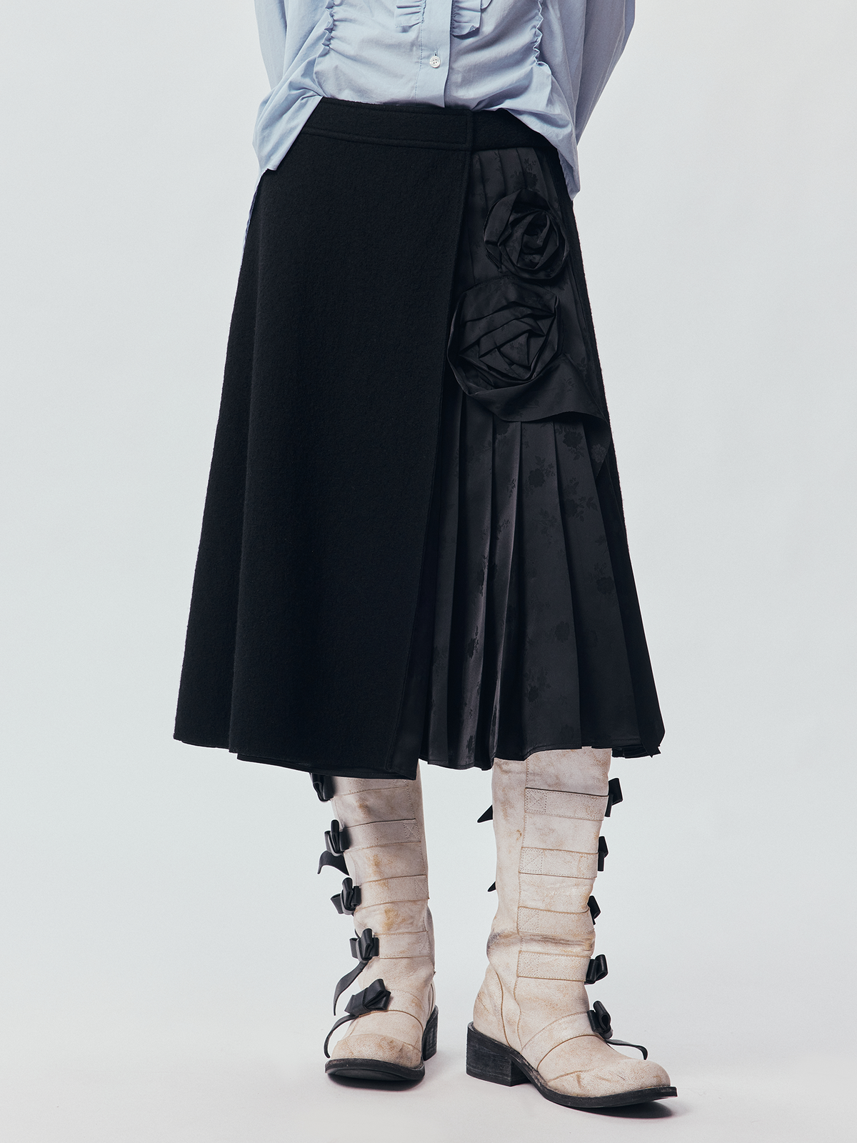Relaxed Floral-Appliqué Wool Skirt