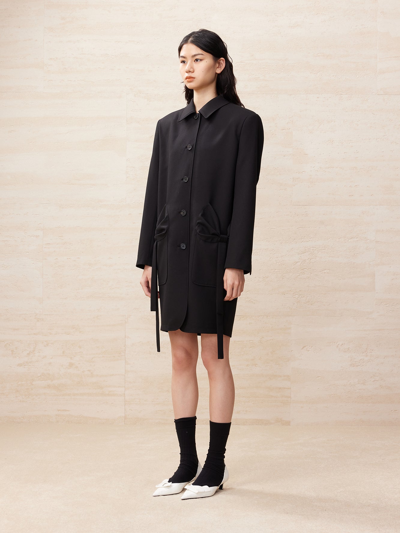 Black bowknot pocket coat